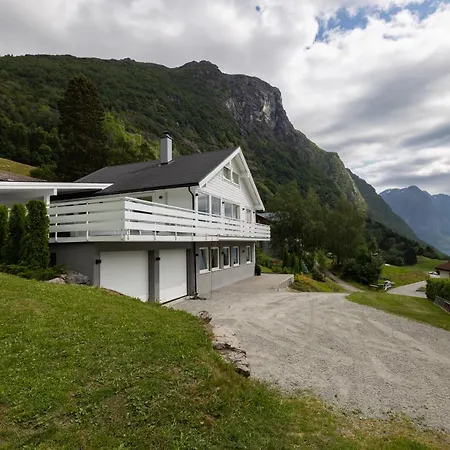 Flotunet - Jornhuset Stryn