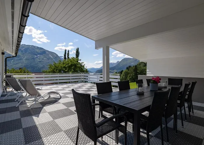 Flotunet - Jornhuset Stryn