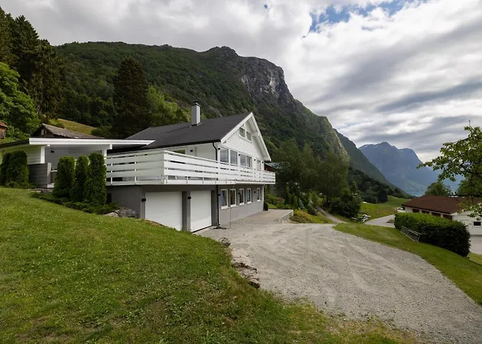 Flotunet - Jornhuset Stryn